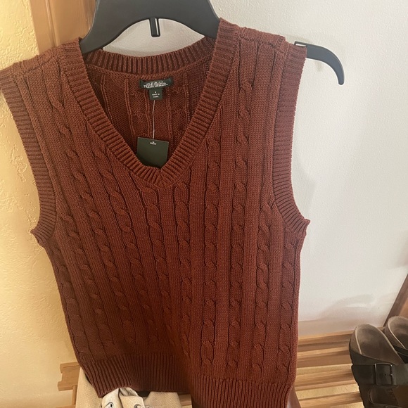 Target top - Picture 2 of 4